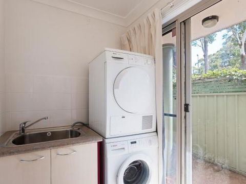 8a Foreshore Drive Ducted Air & Boat Parking - Tourism Brisbane 6