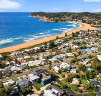 Beachfront Delight 14b Bareena Avenue - Brisbane Tourism