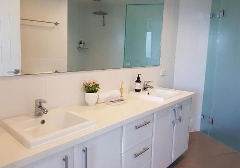 Sunshine Beach Retreat 3 Bedroom Family Apartment Wifi Netflix 2 Cars - Tourism Brisbane 6