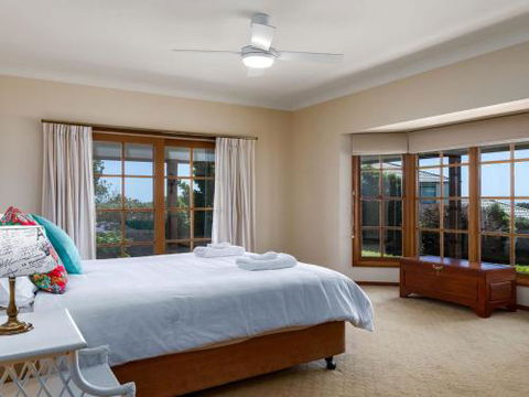 GULL HOUSE Kiama 4pm Check Out Sundays - Brisbane 4u 1