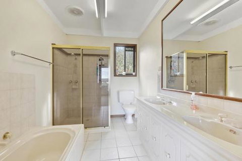 Anglesea Holiday House - Brisbane Tourism 6