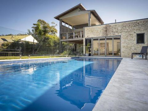 ARALUEN HOUSE Werri Beach 4pm Check Out Sundays - Brisbane 4u 0
