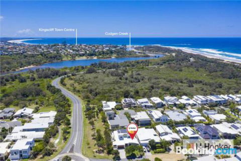 HIGH TIDES On ELLISTON - Brisbane 4u 5