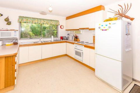 Sixteen Ash Ave Sandy Point - Tourism Brisbane 3
