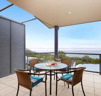 23 Wollomi Ave stunning water views  WIFI - Tourism Brisbane