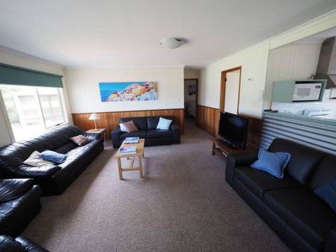 27 Beach Parade Sandy Point - Tourism Brisbane 2