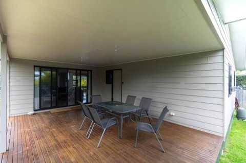 34 Ash Avenue Sandy Point - Tourism Brisbane 2