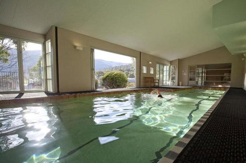 Iron Bark Chalet - Brisbane Tourism 5