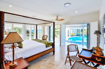Whitehaven Luxury 5 Bedroom 5 Bathroom House Ocean View With 2 Golf Bu - Tourism Brisbane 4