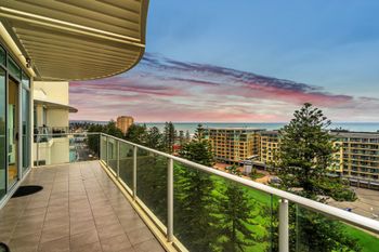 Penthouse Liberty Towers - Tourism Brisbane 0