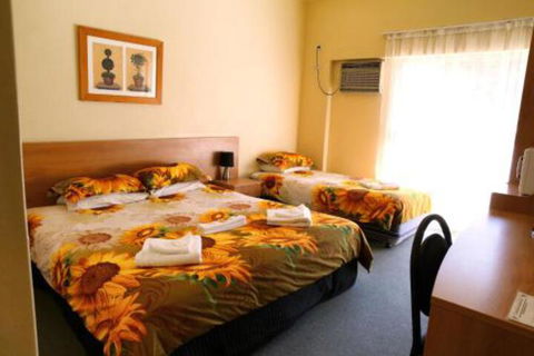 Blue Mountain Motel - Tourism Brisbane 0