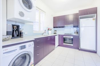 Picturesque Bellevue Hill 2BR Apt H452 - Tourism Brisbane 6