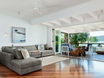 Soldiers Point Road 82 The Sanctuary Soldiers Point - Tourism Brisbane 1