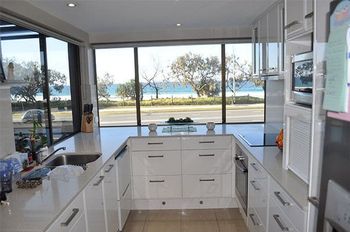 Huntington Apt 3 - Tourism Brisbane 2