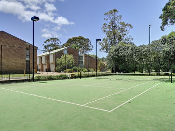 Nicholli Bay Parklands Unit 34 / 2 Gowrie Avenue - Tourism Brisbane 5