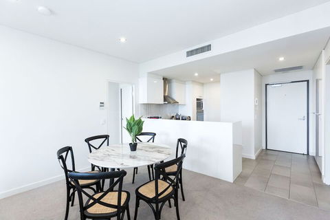 Trendy Self Contained City Apartment - Tourism Brisbane 4