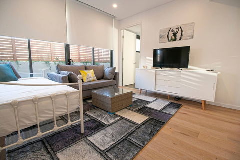 F03-darling Harbour 1 BDR APT - Tourism Brisbane 1