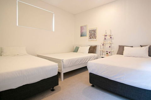 F03-darling Harbour 1 BDR APT - Tourism Brisbane 4