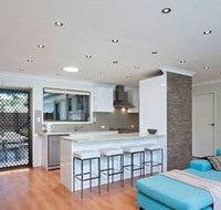 Little Beach House 8 Mistral Close - Tourism Brisbane