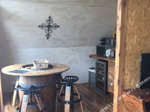 Bruny Island Accommodation 43 Degrees Beachside Studio Spa Apartments (1) - Tourism Brisbane 5