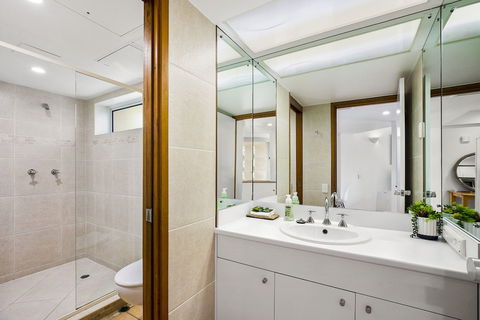 Garden Penthouse Netanya - Brisbane 4u 4
