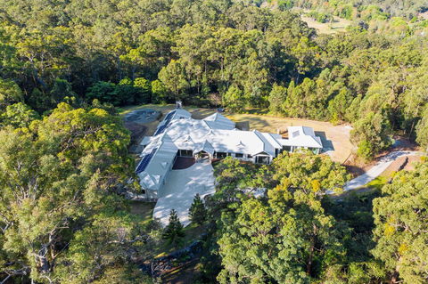 Salt Hinterland Retreat Q Stay - Tourism Brisbane 0