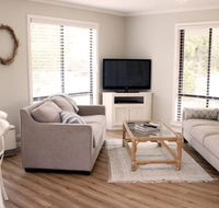 Charlottes Honor River  Golf Cottage - Brisbane 4u