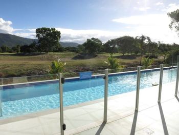 SoCal Swim Out 2 Bedroom Apartment - Tourism Brisbane 3