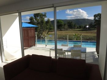 SoCal Swim Out 2 Bedroom Apartment - Tourism Brisbane 1