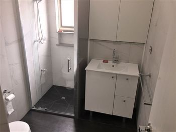 Wallis View Lakeside Family Retreat - Tourism Brisbane 4