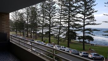 Point Break 2 Bedroom Apartment - Tourism Brisbane 6