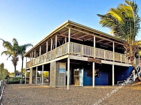 1770 Beach Accommodation Elliot Lodge - Brisbane Tourism 6