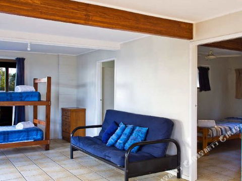 1770 Beach Accommodation Elliot Lodge - Brisbane Tourism 4
