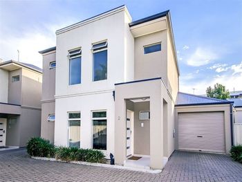 Modern Seaside Sanctuary - Brisbane Tourism 0