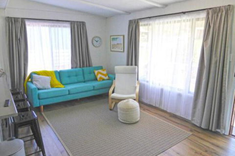 The Relax Shack At Culburra Beach Sleeps 7 - Tourism Brisbane 5