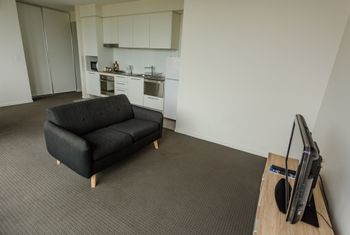 Watt Street 1 BR Apartment W Ocean Views - Tourism Brisbane 5