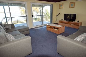 Diamond Lake House - Brisbane Tourism 3