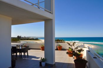 Luxury Beach Escape 90mins From Sydney - Brisbane Tourism 0