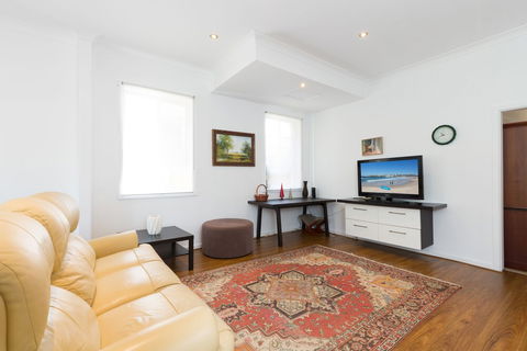 Pelicanstay Holiday Home Bondi Beach - Tourism Brisbane 1