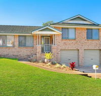 Right at Home in Bonny Hills - Brisbane Tourism