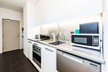 Executive Two Bed Penthouse Studio In The City - Tourism Brisbane 2