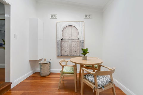 HomeHotel LuxuryHome 500m Crows Nest Shops - Brisbane Tourism 0