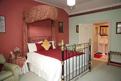 Forgandenny Bed & Breakfast - Brisbane Tourism 6