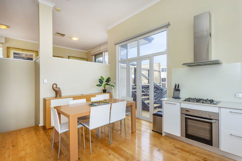 Scarborough Seaview Loft - Tourism Brisbane 3