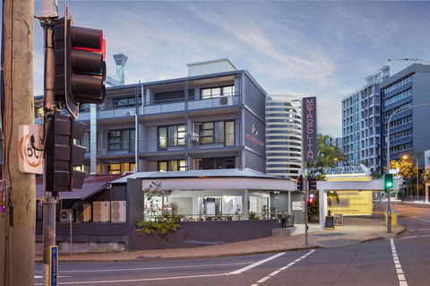 The Metropolitan Spring Hill - Tourism Brisbane 1