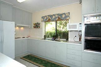 Ambience Holiday Apartments - Brisbane Tourism 3