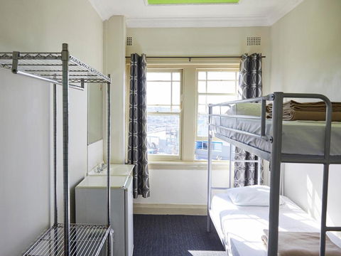 Noah's Bondi - Hostel - Tourism Brisbane 3