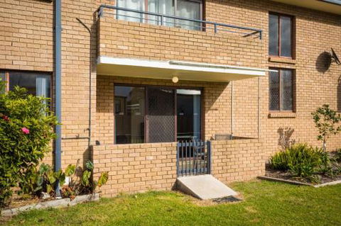 Apollo Unit 26 - Tourism Brisbane 3