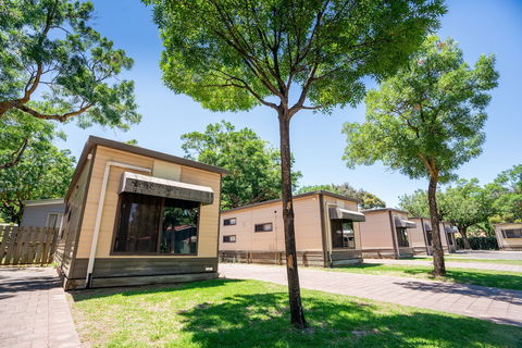 Adelaide Caravan Park - Tourism Brisbane 3