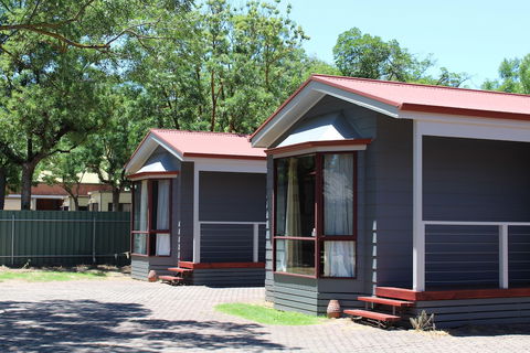Adelaide Caravan Park - Tourism Brisbane 4